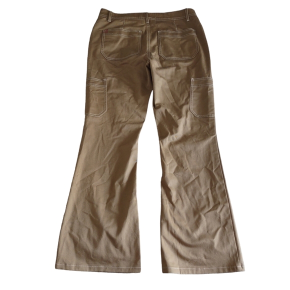 NWT BDG Size 6 Urban Outfitters Flare Cargo Pocket Pants - Picture 2 of 14